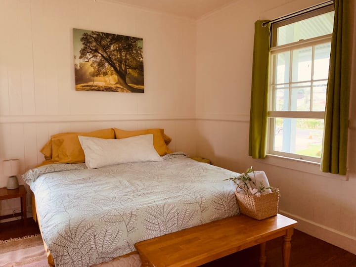 საძინებელი 1