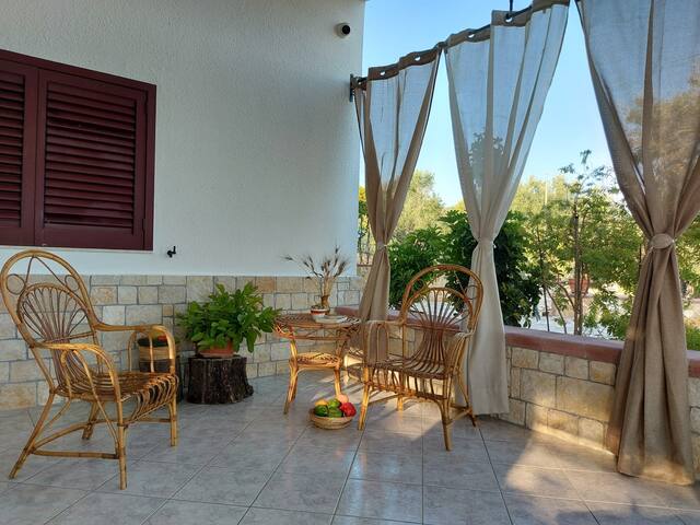 villa indipendent con piscina.Maldive del Salento gallery image 5