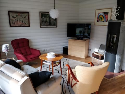 Top Airbnb: Private cottage on Lingstrandsgården by Lake Siljan lake in Mora