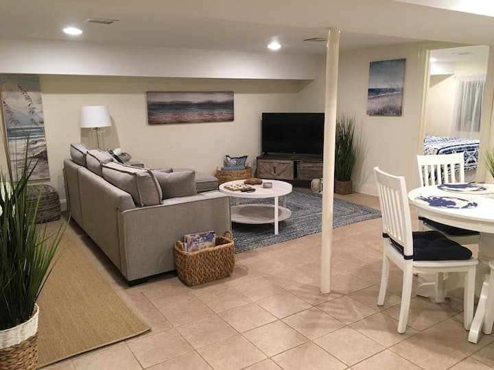 Sala de estar y comedor abiertos.