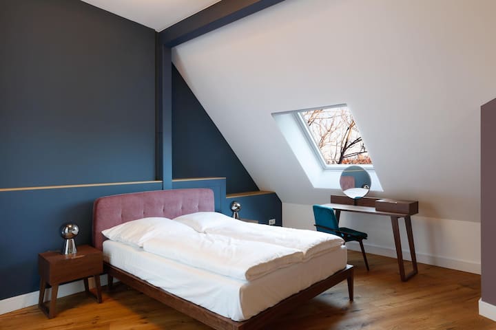 Eberswalder Penthouse by Suite.030 gallery image 4