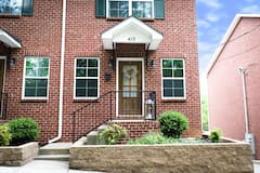 Stunning+2bedroom+Townhome+in+Downtown+Clarksville