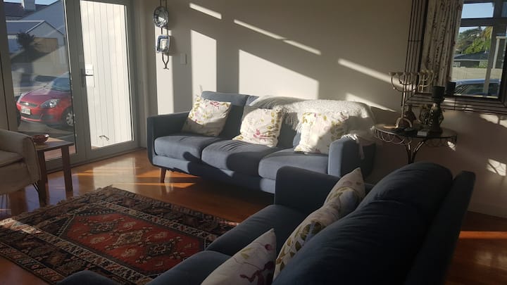 Ahuriri Style With Location - Napier
