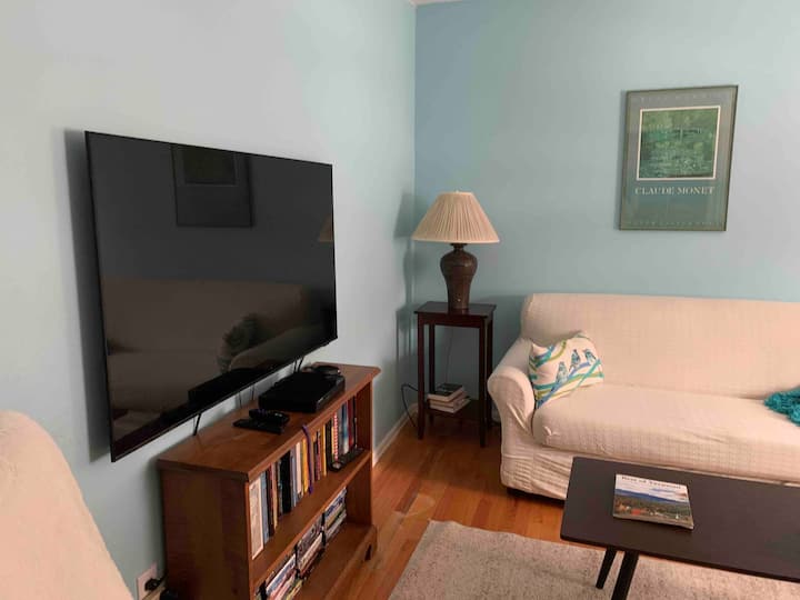 3 Cozy Rooms ,2 Bathrooms,2 Bedrooms,beach,bike - バーリントン, VT
