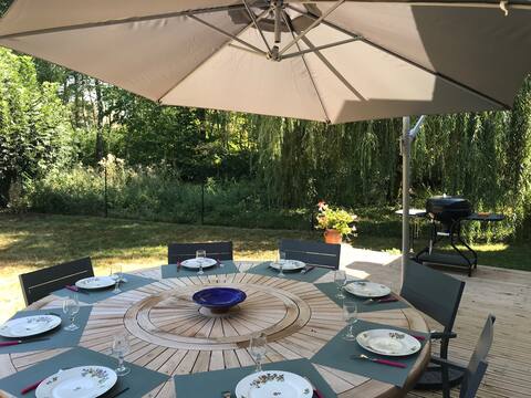 Beautiful castle outbuilding: LE LOGIS