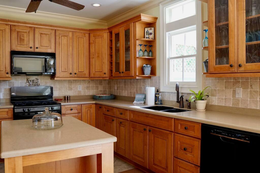Spacious kitchen