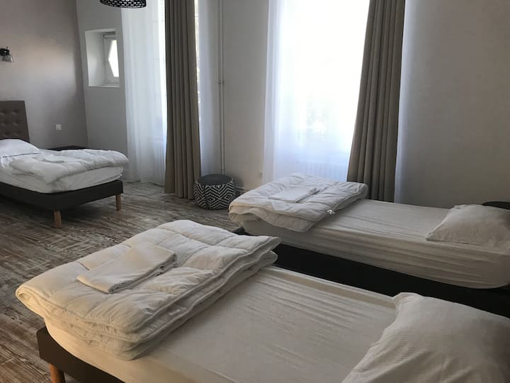 საძინებელი 1