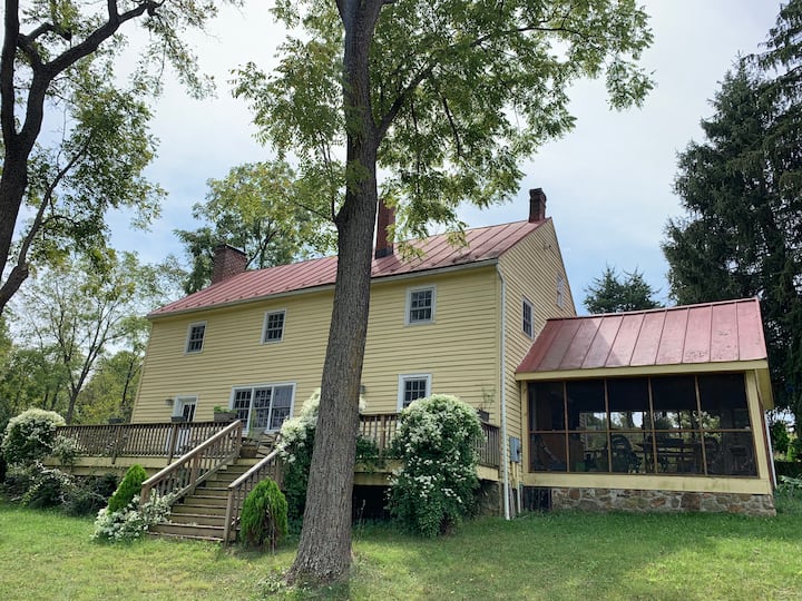 Edinburg Holiday Rentals & Homes Virginia, United States Airbnb