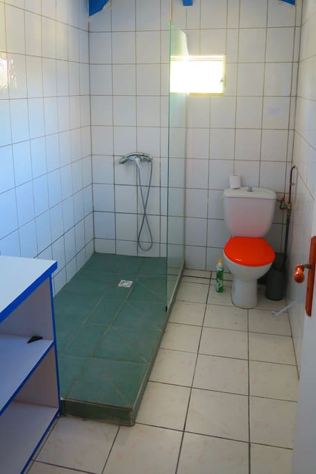 Salle de bain et toilette Privatif