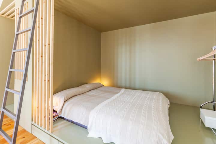 Comfortable double bed