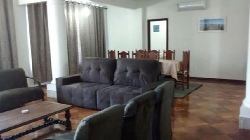 Seu Lar em Copacabana Ap Gigante p/ Grandes Grupos gallery image 2