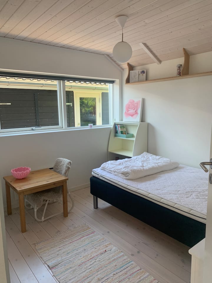 เตียงขนาด 120x200 ซม.