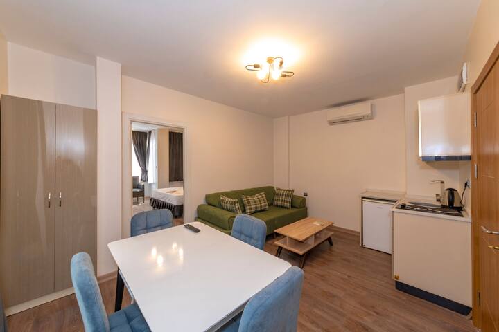 Luxe Whole Building For Big Groups gallery image 3