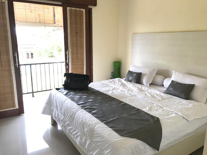 חדר שינה ראשי קומה 2