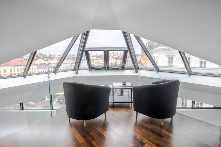 CityPulse Penthouse “Mondsee” gallery image 2