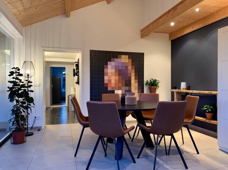 De sfeervolle eetkamer
