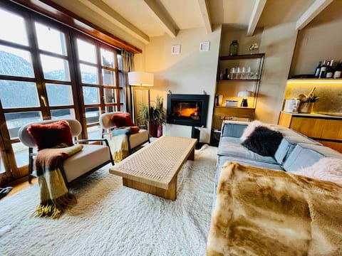 Top performing Airbnb: Luxury in Baqueira, ideal for summer with BBQ and WOW views in Naut Aran