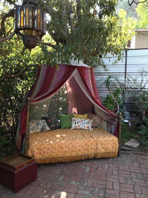 Have a nap in the queen size outdoor Moroccan style bed!