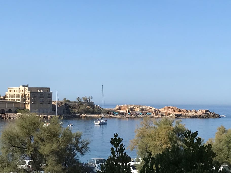 Vue mer et île de Bendor , du balcon de la suite de l’etage