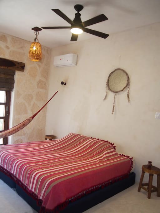 King size bed