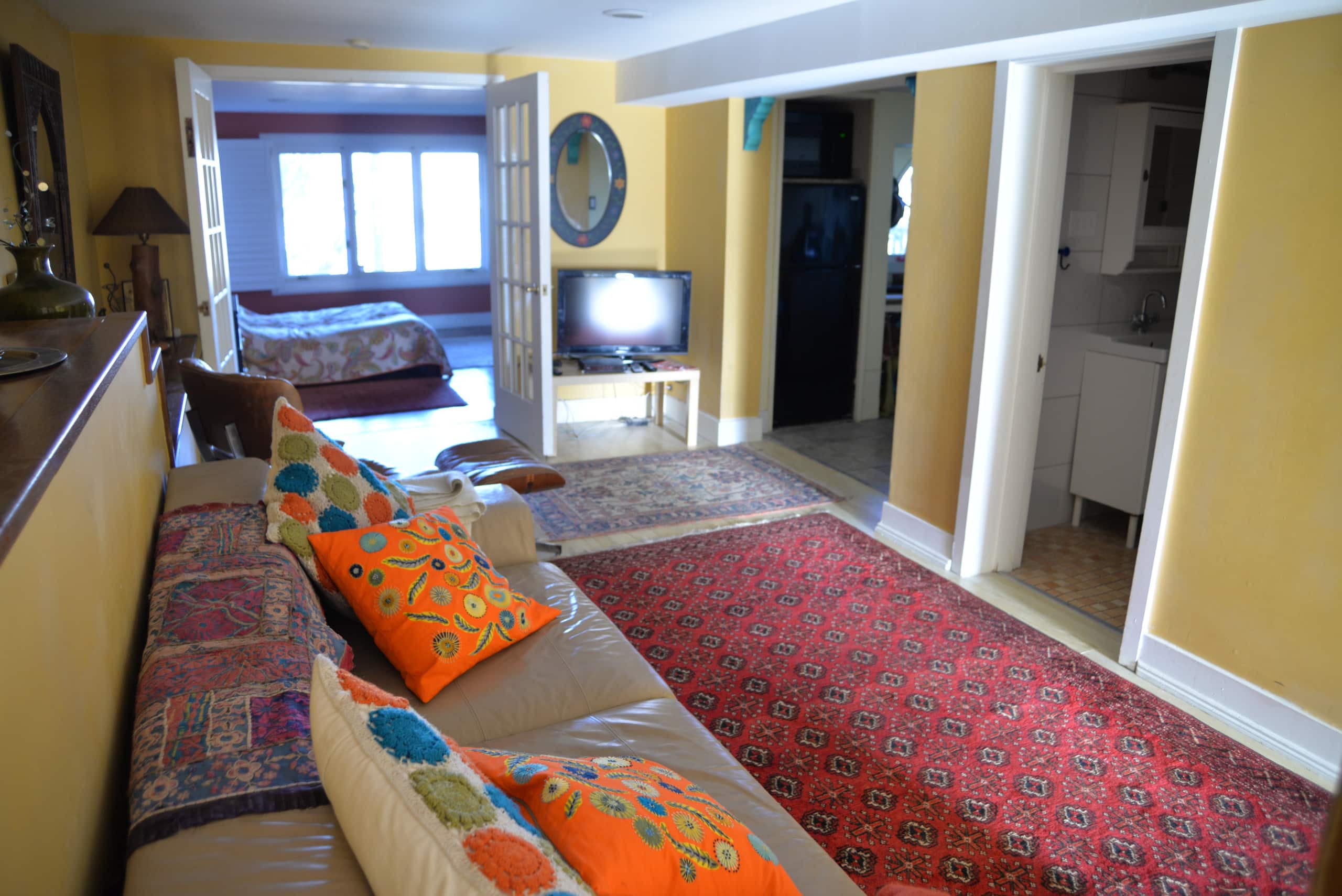Mission Bernal 2 BR Charmer - Image 1