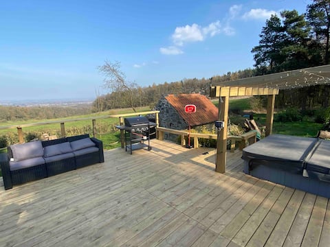 New Lovely cottage in rural Leicestershire hot tub