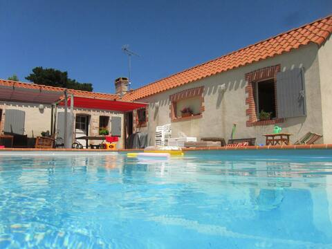 Vendee villa with pool - Beach 15 min.