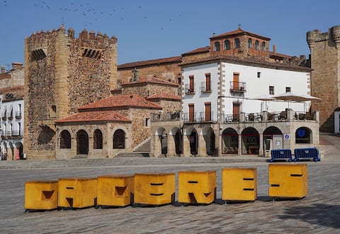 Top Airbnb: House for 5 people next to the main square in Cáceres