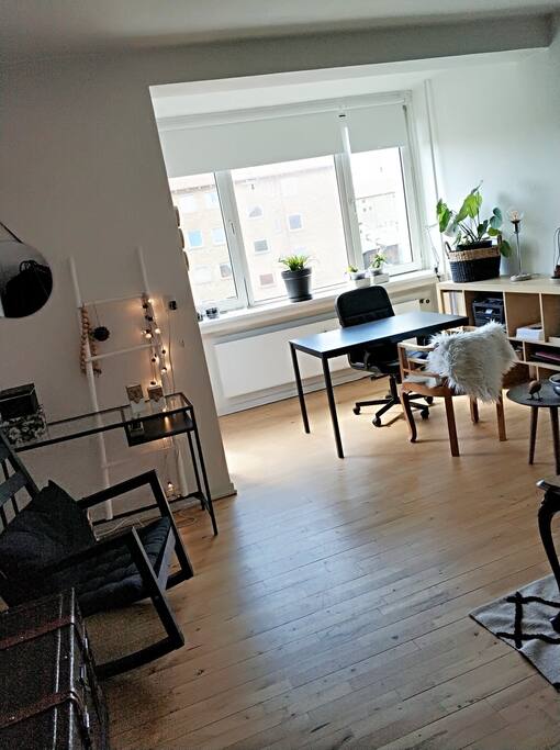 Living room/second room