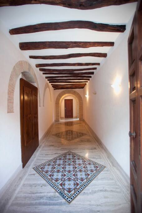 Ingresso casa per accesso all'ascensore