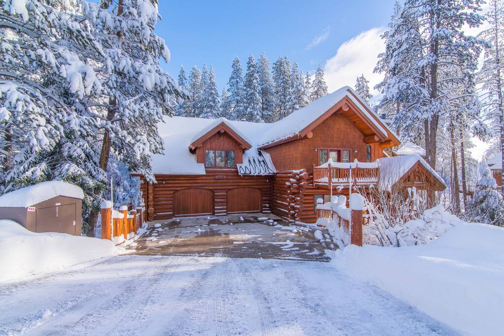 Bluebird morning after a winter storm; heated driveway ensures easy access