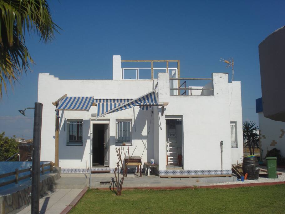 fachada piscina-solarium