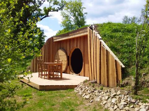 Hobbit Cabin by the Water