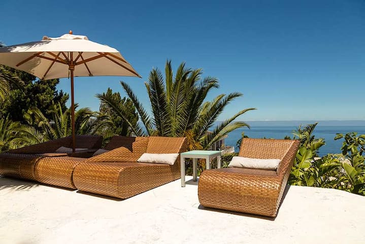 Amazing Penthouse Apt with exceptional sea view gallery image 3