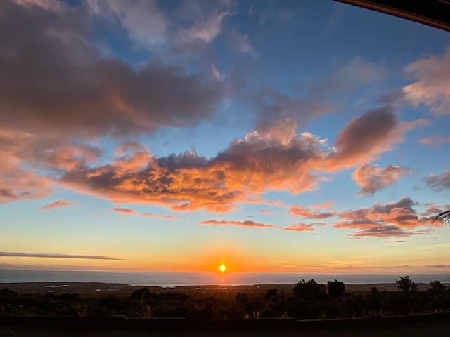 Kona Sunset Hale