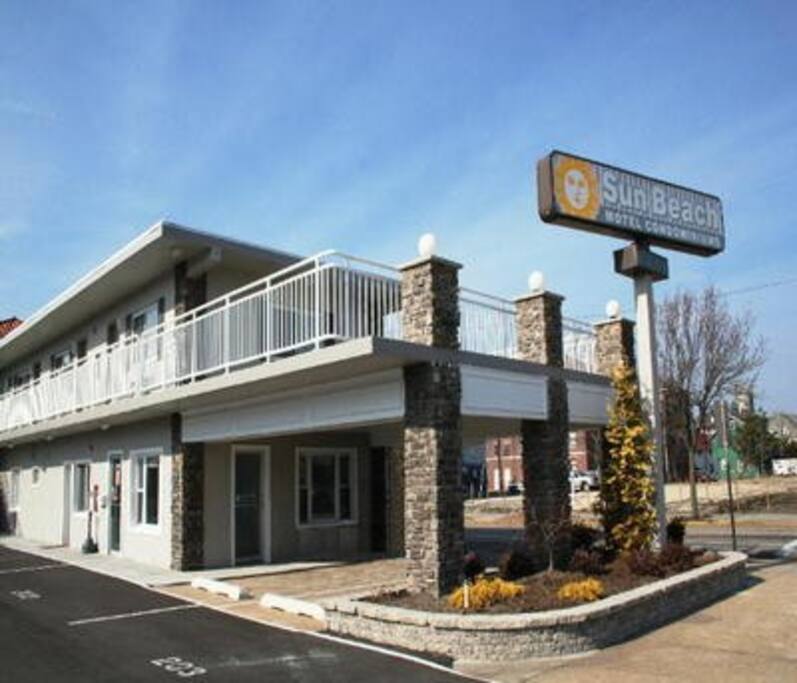 The Sun Beach Condominium At 900 Wesley Avenue (Corner of 9th & Wesley Avenue)
