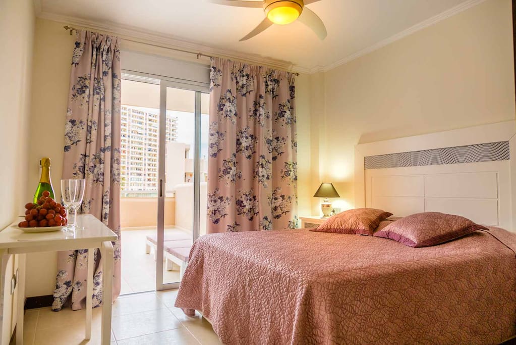 Bedroom, Спальня