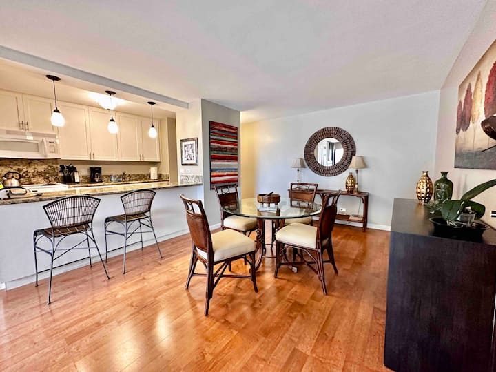Discover Paradise Waikiki Apt. Parking Included! - ホノルル