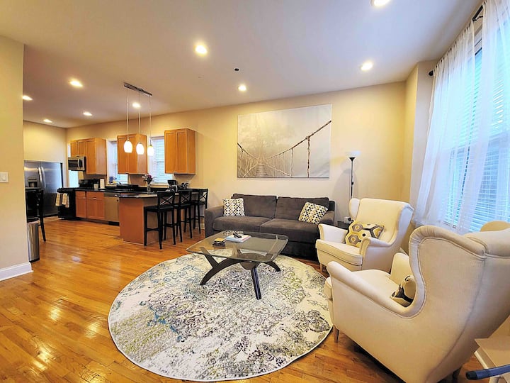 Wicker Park, Chicago Vacation Rentals & Homes Chicago, IL Airbnb