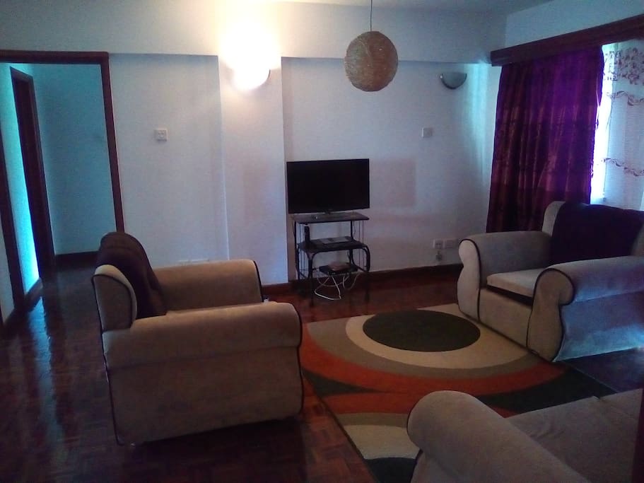 Sitting room and hallway to bedrooms