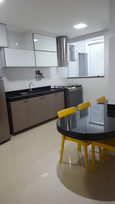 Ampla cozinha