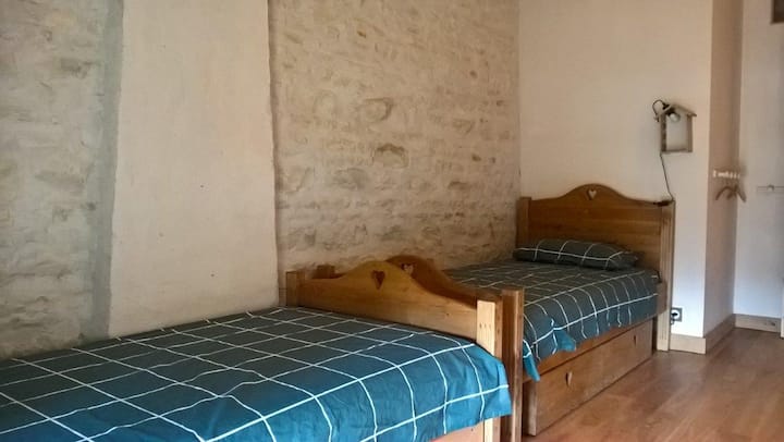 Logis de la Grange
chambre des enfants, 3 lits simples 90x190