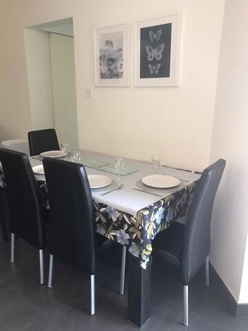 Brilliance, Discovery Bay gallery image 5