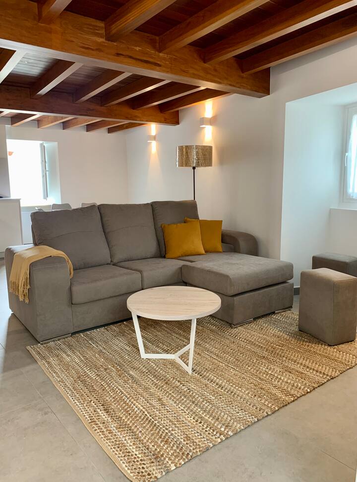 Casa Aurora -  Confort Y Estilo Moderno En Muros - Carnota