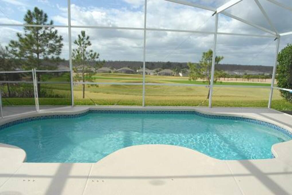 Great pool Vista and south west facing for maximum sun