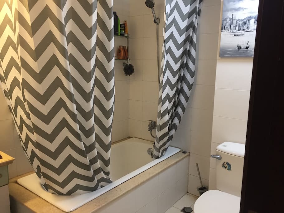 Bathtub