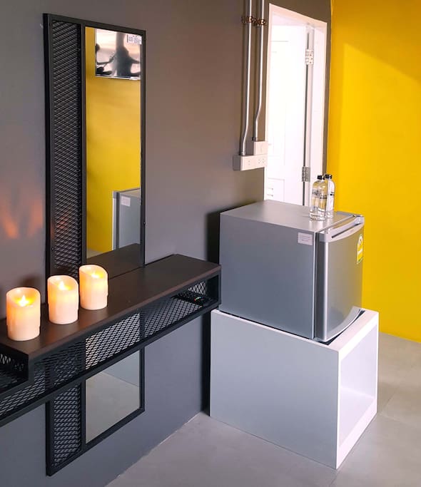Refrigerator for
Keep the freshness.
