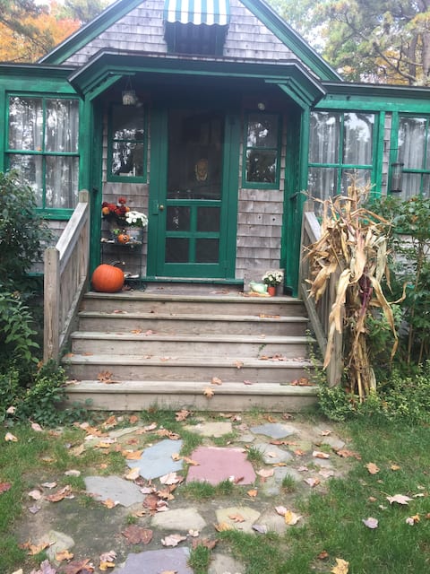 Tall Pines -Quintessential Maine Beach House