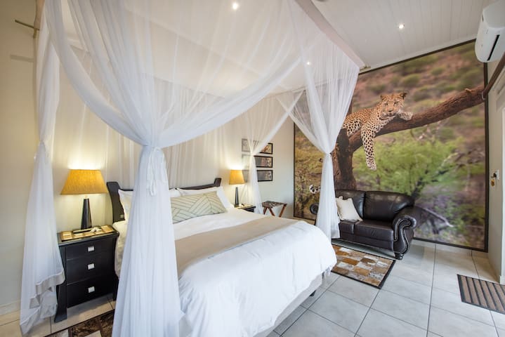 Twiga Tower Leopard Double Room