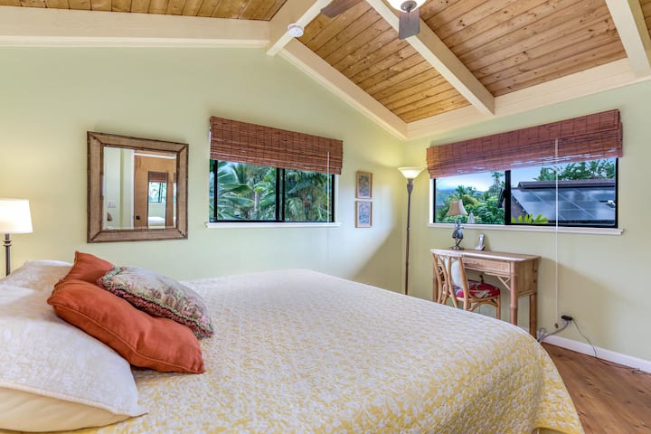 First bedroom.
